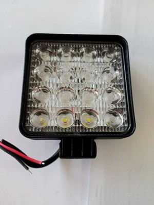 16 LED Çalışma Lambası, Siyah, Dayanıklı ve Çok Yönlü Aydınlatma Aracı