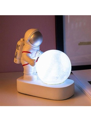 Şirin Astronot Ay Işığı Dekoratif Gece Lambası, Ortama Sıcaklık Kat!