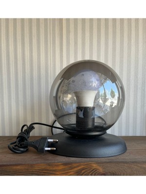 Modern Siyah Masa Lambası, Şık Dekoratif Abajur, Elektrikli, Metal Tasarım