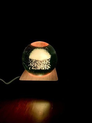 Renkli Kristal Küre, 6 Cm, Bulut ve Yağmur Teması, Dekoratif ve Şık Tasarım