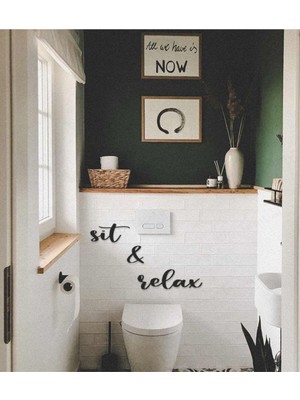 Şık Siyah Dekoratif Banyo Duvar Yazısı, Modern ve Zarif Tasarım