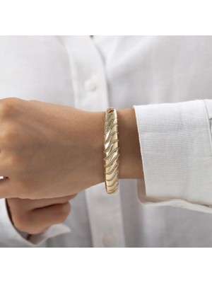 Nisera Bou Altın Kelepçe