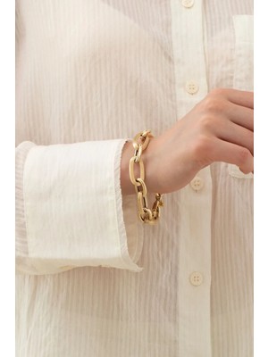 Mat Kalem Işlemeli Büyük Ataç Altın Bileklik