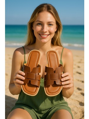 Kadın Yazlık Kemer Detaylı Terlik Plaj Günlük Ev Terliği Şık ve Rahat