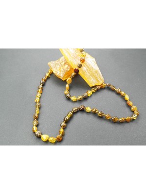 Anadolu Işıltısı Doğal Kesim Damla Kehribar Yetişkin Kolye