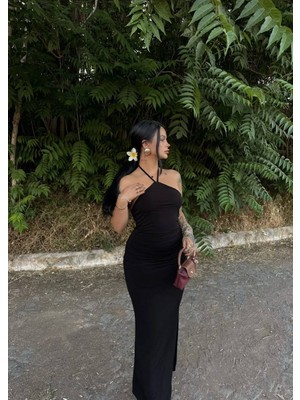 Boyundan Bağlamalı Yırtmaç Detaylı Elbise Yeşil Astarlı