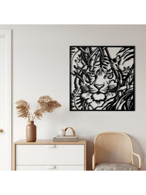 Modern Siyah Metal Duvar Dekoru, Şık ve Dayanıklı Tasarım ile Evinizi Güzelleştirir