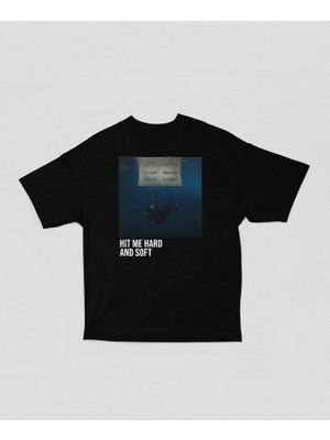 Billie Eilish Hit Me Hard And Soft Baskılı Unisex Oversize Şarkıcı Tişört