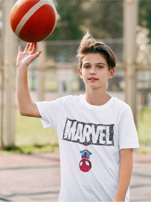 Marvel Ağdan Sarkan Örümcek Adam Baskılı Unisex Film Çocuk Tişört (1-12 Yaş)