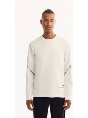 AVVA Erkek Ekru Bisiklet Yaka Pamuklu Bi-Stretch Baskılı Regular Fit Sweatshirt A52Y1258
