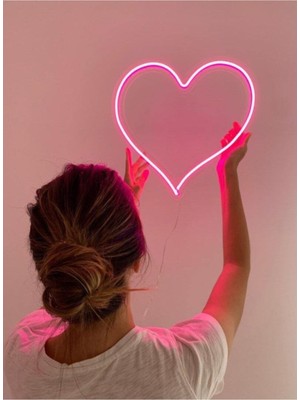 Pembe Kalp Neon LED Işık, Şık ve Renkli Dekorasyon, Odaya Enerji Katan Aydınlatma