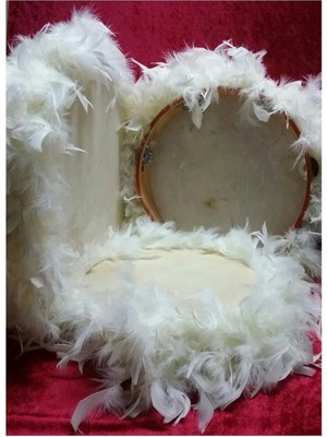 Yumuşak Tüylü 32CM Orta Boy Deri Tef Bej, Şık ve Rahat Kullanım Sağlar.