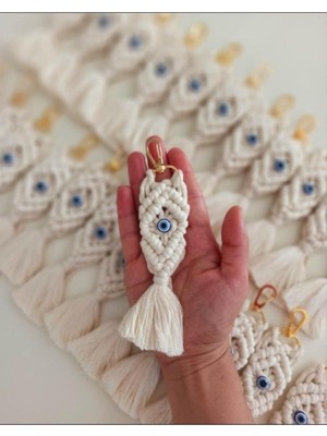 Turuncu Makrome Anahtarlık, Şık ve Doğal Tasarım, El Yapımı Aksesuar.