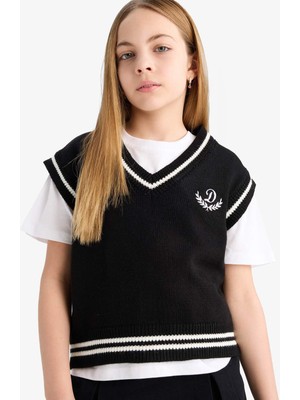 DeFacto Standart Fit V Yaka Okul Triko Süveteri Kız Çocuk C6925A825AU