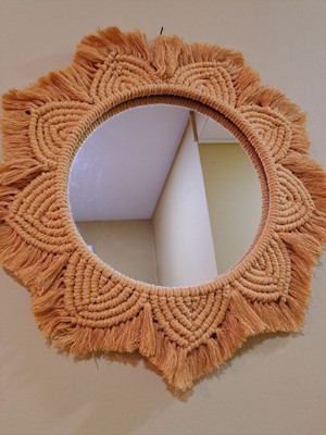 Şık Sarı Duvar Aynası, Modern ve Şık Dekoratif Aynalar