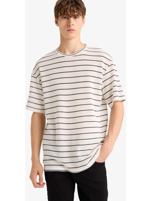DeFacto Dokulu Boxy Fit Çizgili Tişört F8467AX25AU