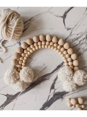 Bej Renkli Şık Aynalı Duvar Süsü, Modern ve Şık Dekorasyon Için Ideal Seçenek