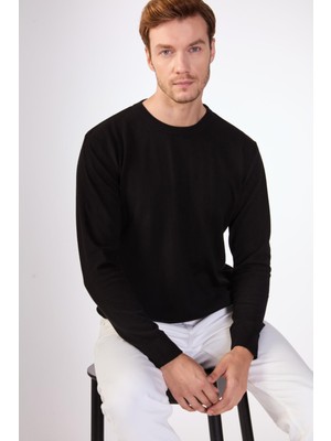 Siyah Bisiklet Yaka %100 Pamuk Düz Renk Slim Fit Erkek Triko