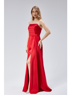 Kadın Abiye ve Mezuniyet Taşlı Drape Detaylı Yırtmaçlı Straplez Saten Abiye Elbise