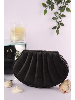 Kadın Weem Bag 185 Sıvama Inci Istiridye Zincir Askılı Çanta Şık ve Fonksiyonel