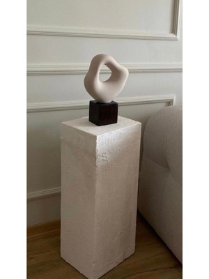 Bej Seramik Büst, Zarif ve Şık Dekoratif Parça