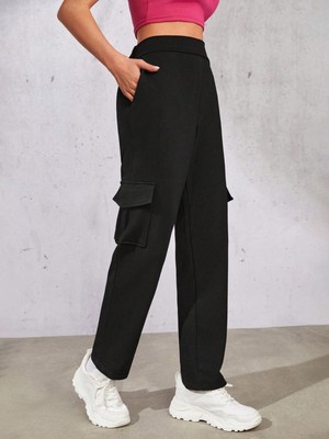 Kadın Siyah Beli Lastikli Düz Paça Kargo Pantolon
