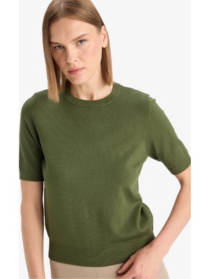 DeFacto Regular Fit Bisiklet Yaka Kısa Kollu Kazak D6272AX25AU