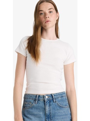 DeFacto Fitted Bisiklet Yaka Ribana Kısa Kollu Tişört F9135AX25AU