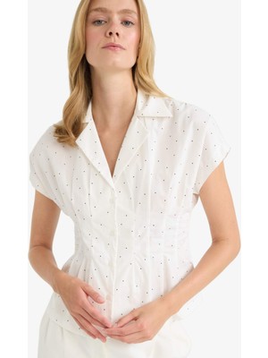 DeFacto Fitted Ceket Yaka Puantiyeli Poplin Kısa Kollu Gömlek F9991AX25AU