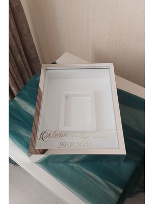 30X40 cm Gümüş Pleksi Kaplı Çerçeve ve Gül Kutusu, Fotoğraf Alanı, Ayna, Tasarım