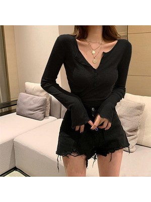 Siyah Düğmeli Yaka Yarım Kadın Uzun Kollu Crop