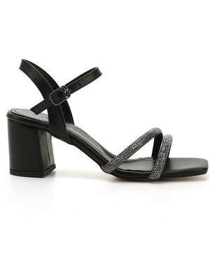 Gönderi(r) Kadın Siyah Taşlı Bilekten Bağlı Orta Kalın Topuklu Çift Bantlı Sandalet