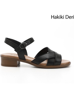 Kadın Siyah Kısa Kalın Topuklu Hakiki Deri Sandalet