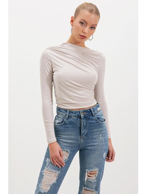 Hakke Çapraz Büzgülü Crop Bluz