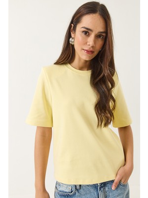 Shade Kadın Bisiklet Yaka Vatkalı Pamuklu Basic T-Shirt