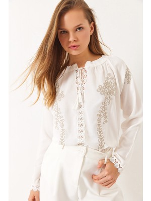 Shade Kadın Dantel ve Nakışlı Yakası Bağlamalı Şık Bluz