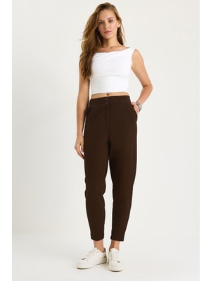 Kadın Çift Düğmeli Cep Detaylı Balon Pantolon