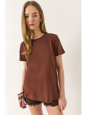 Shade Kadın % Organik Pamuklu Comfort Fit Arkası Uzun Basic T-Shirt