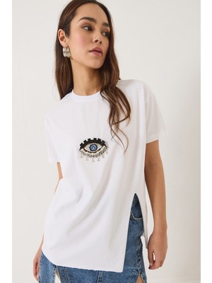 Shade Kadın Pul Payet Aksesuarlı Yırtmaç Detaylı Kısa Kollu T-Shirt