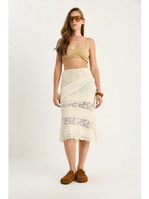 Kadın Dantelli Midi Örme Etek