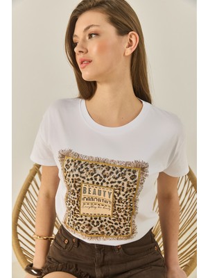 Kadın Bsisiklet Yaka Kısa Kollu Taş Baskılı Leopar Detaylı Normal Kalıp T-Shirt