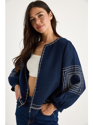 Kadın Nakış Detaylı Yazlık Müslin Ceket G-