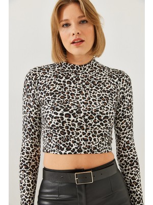 Shade Kadın Yarım Balıkçı Yaka Leopar Desenli Bluz