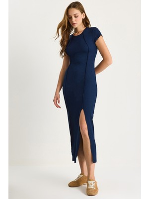 Kadın Bisiklet Yaka Yırtmaç Detaylı Maxi Boy Elbise