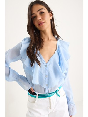 Kadın Yakası Fırfırlı Kolları Büzgülü Şık Gömlek