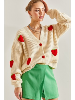 Shade Kadın Çilekli Düğmeli Triko Hırka