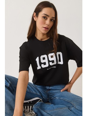 Shade Kadın  Baskılı Bisiklet Yaka Kısa Kollu Oversize Basic T-Shirt