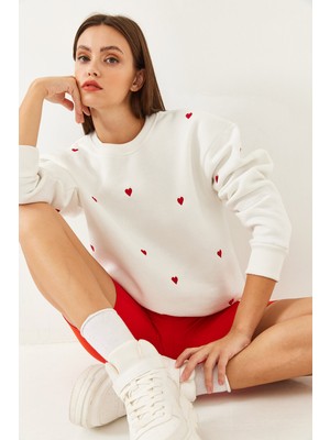 Shade Kadın Kalp Nakışlı Sweatshirt Mbhs