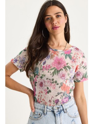 Shade Kadın Bisiklet Yaka Desenli Dijital Baskılı Regular Yazlık Örme T-Shirt