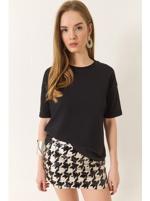 Shade Kadın % Organik Pamuk Relaxed Fit Yuvarlak Yakalı T-Shirt